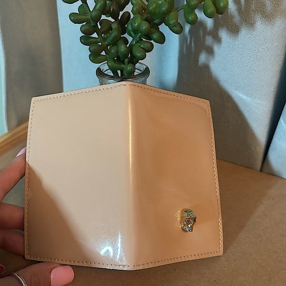 Alexander McQueen Card Holder - Picture 4 of 4